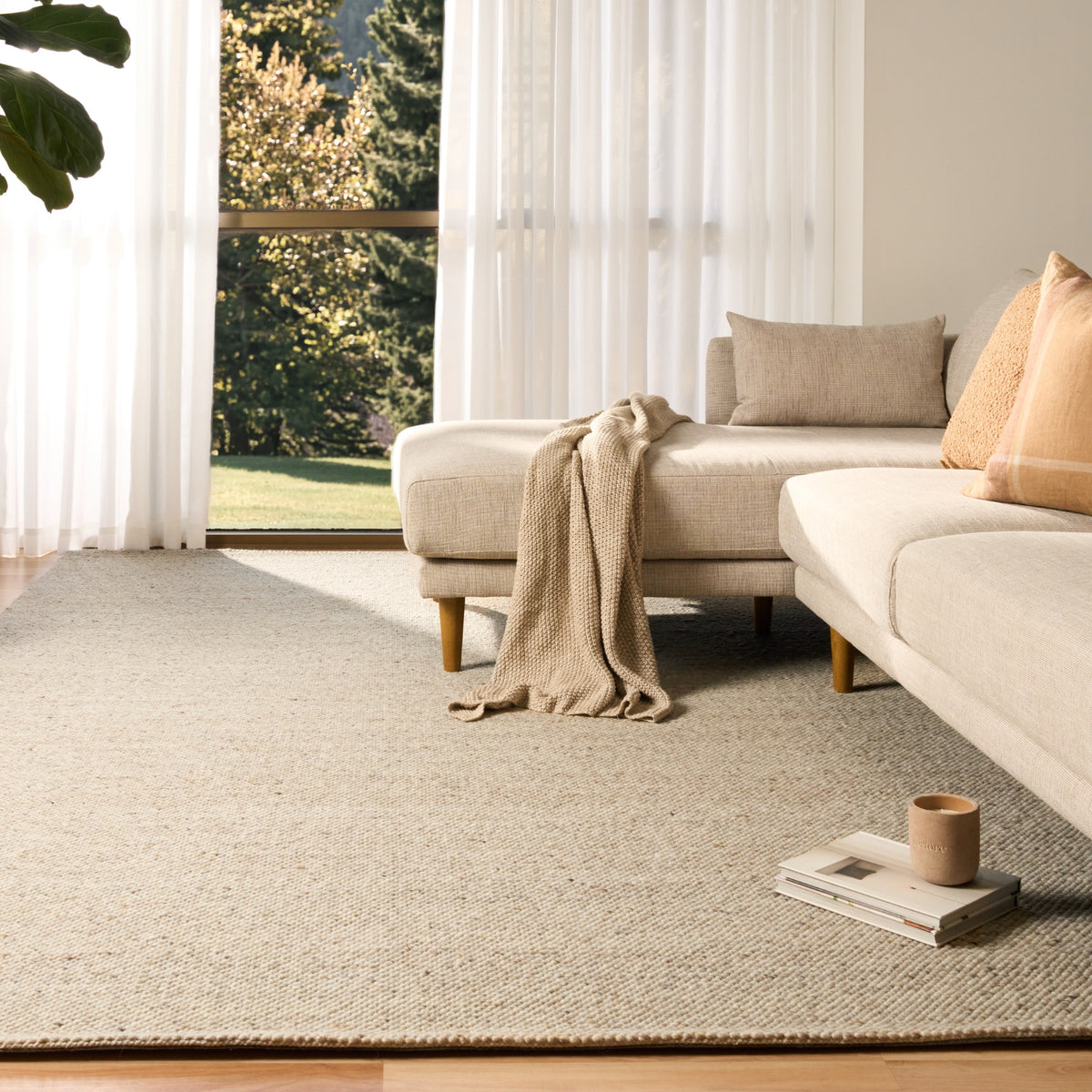 SAVOY BEIGE