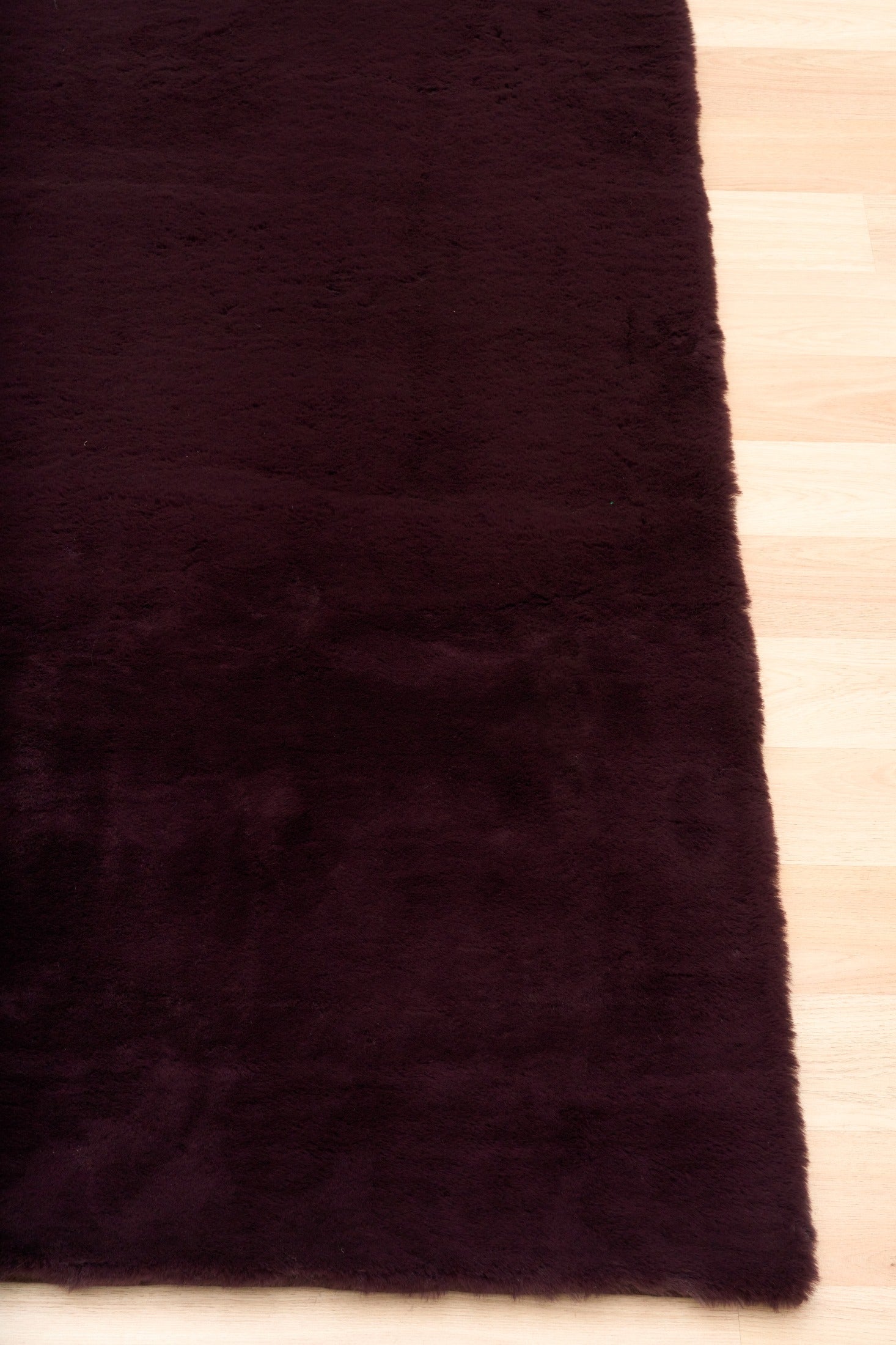 Carrie Plum Colour Rug.