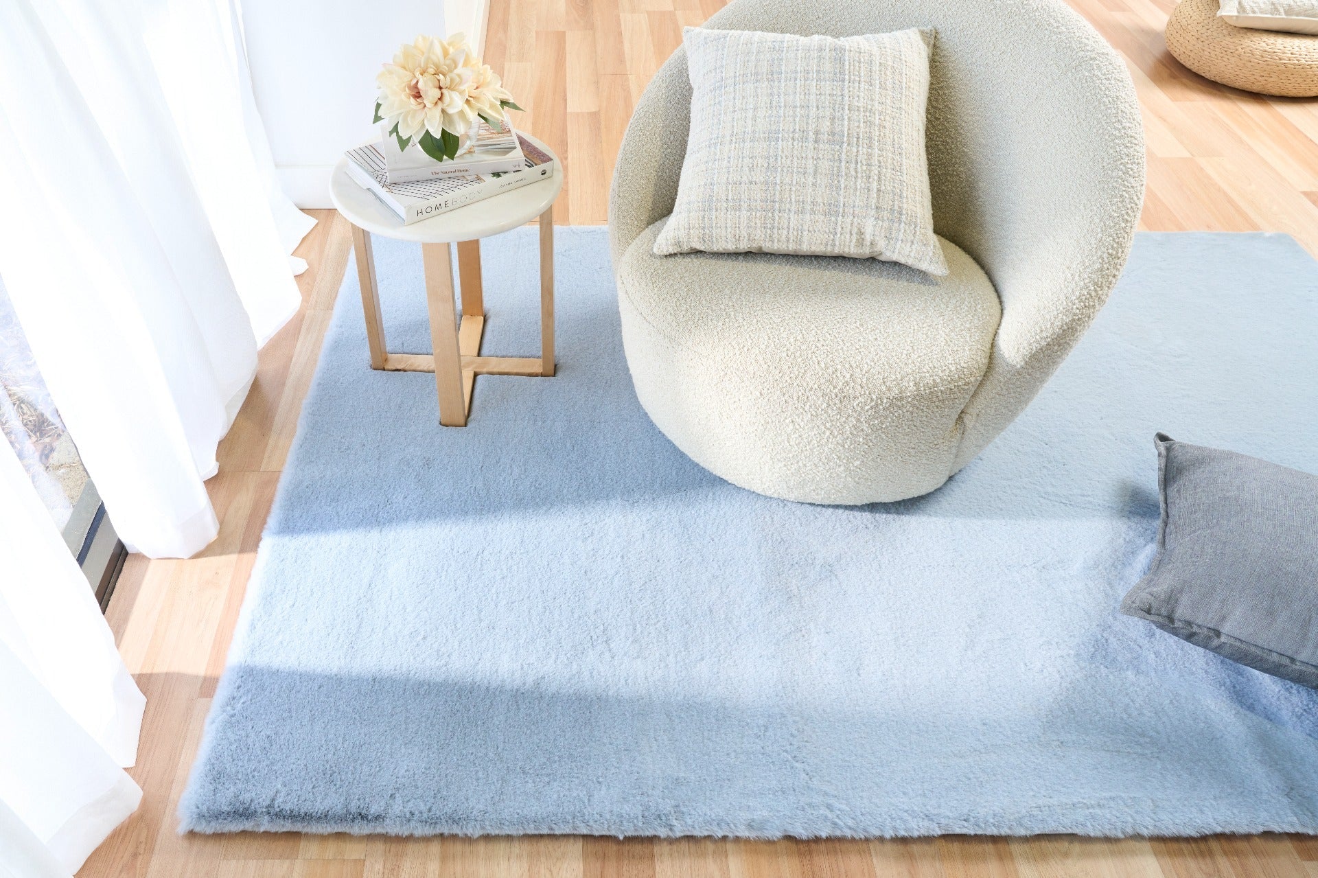 Carrie Tin Cat Rug.