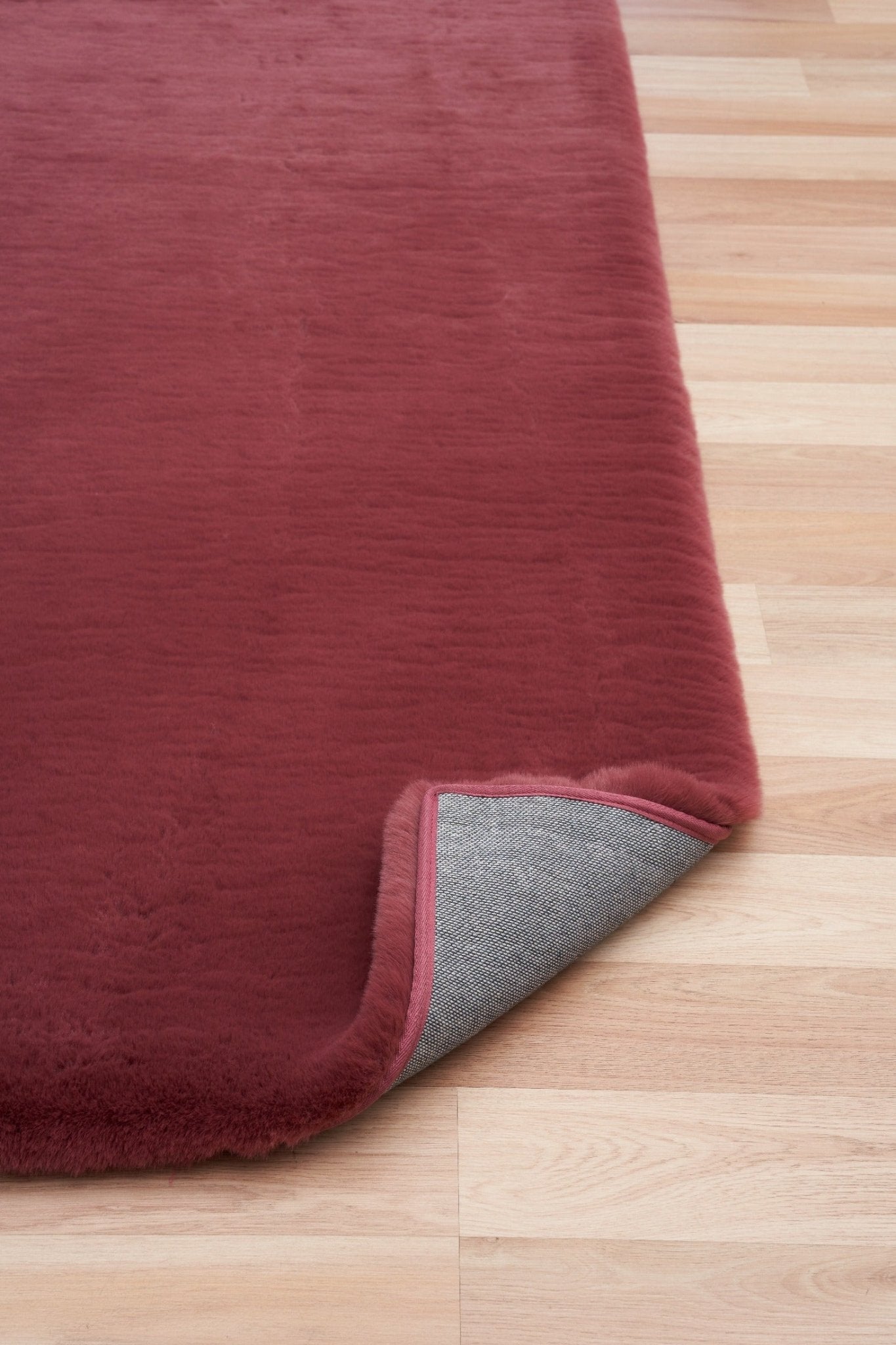 Celine Supersoft Rug Ruby.