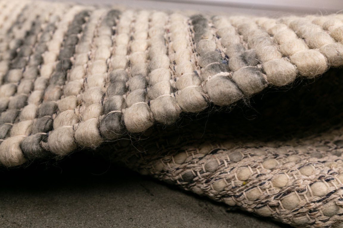 Dasha Wool Large rug Zephyr.