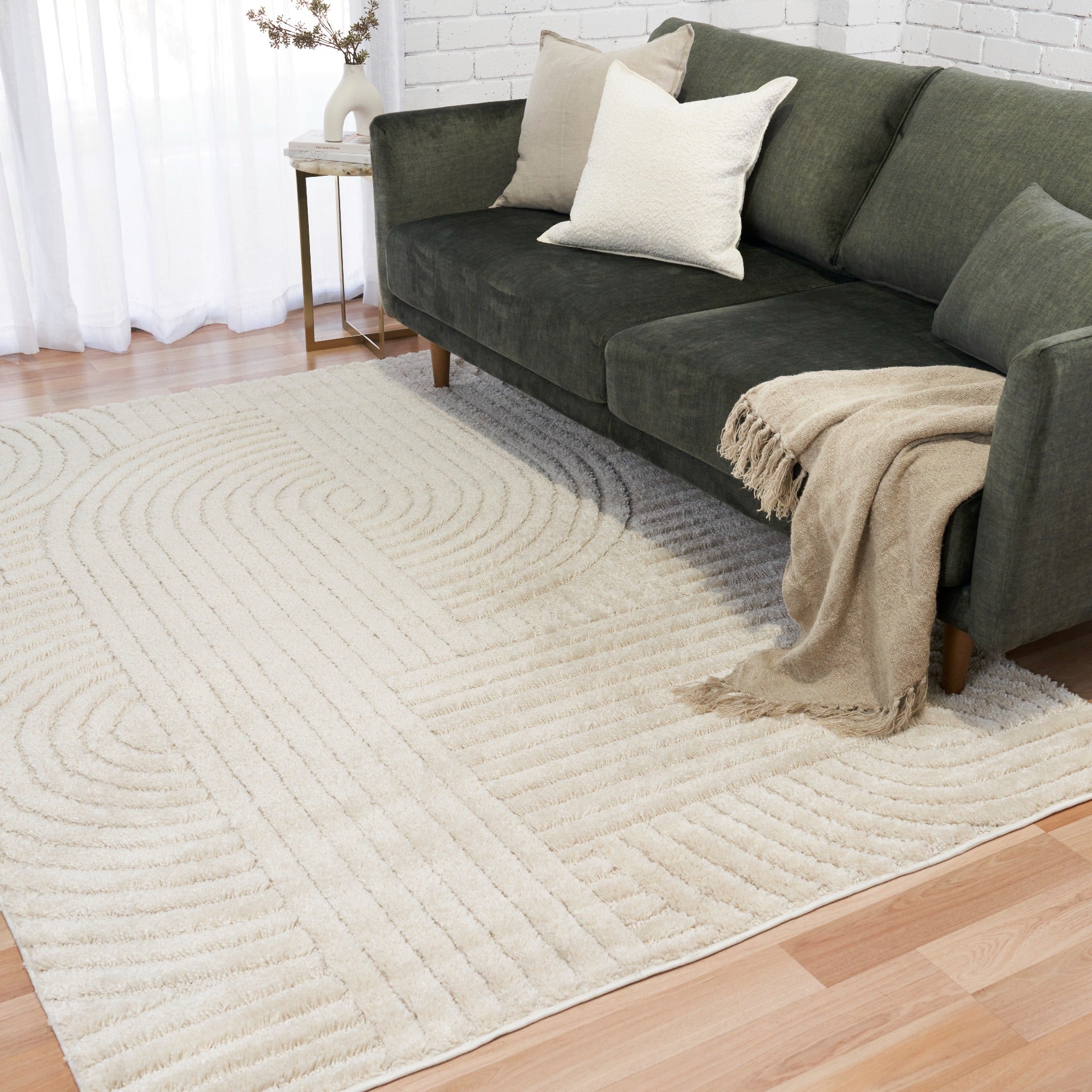 Marli Soft Large Rug 12417 Ivory.