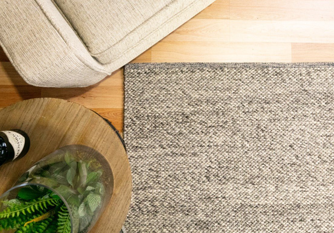 Park Lane Best seller wool Rug Dark Grey.