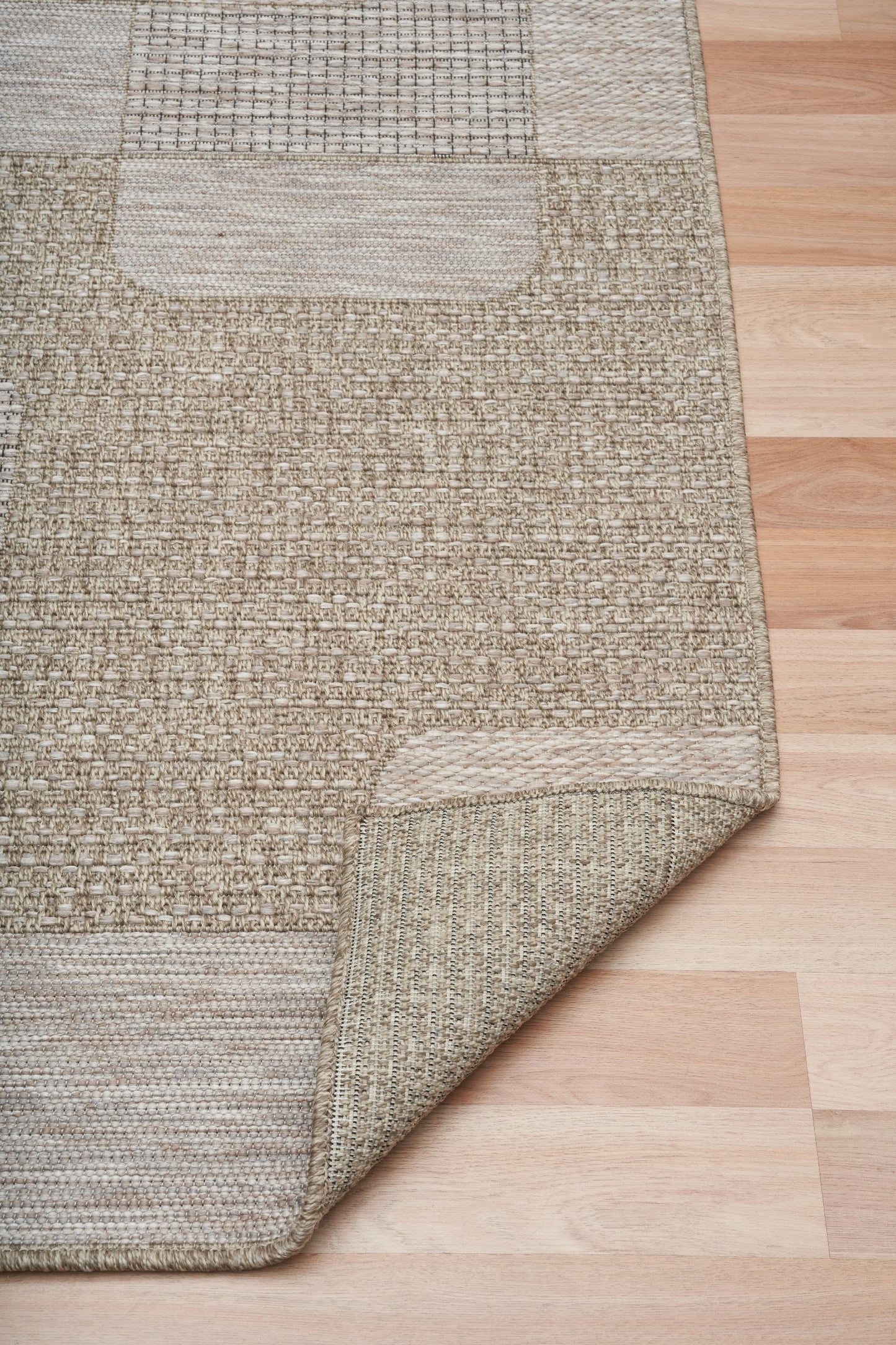 Patio 50005 Straw