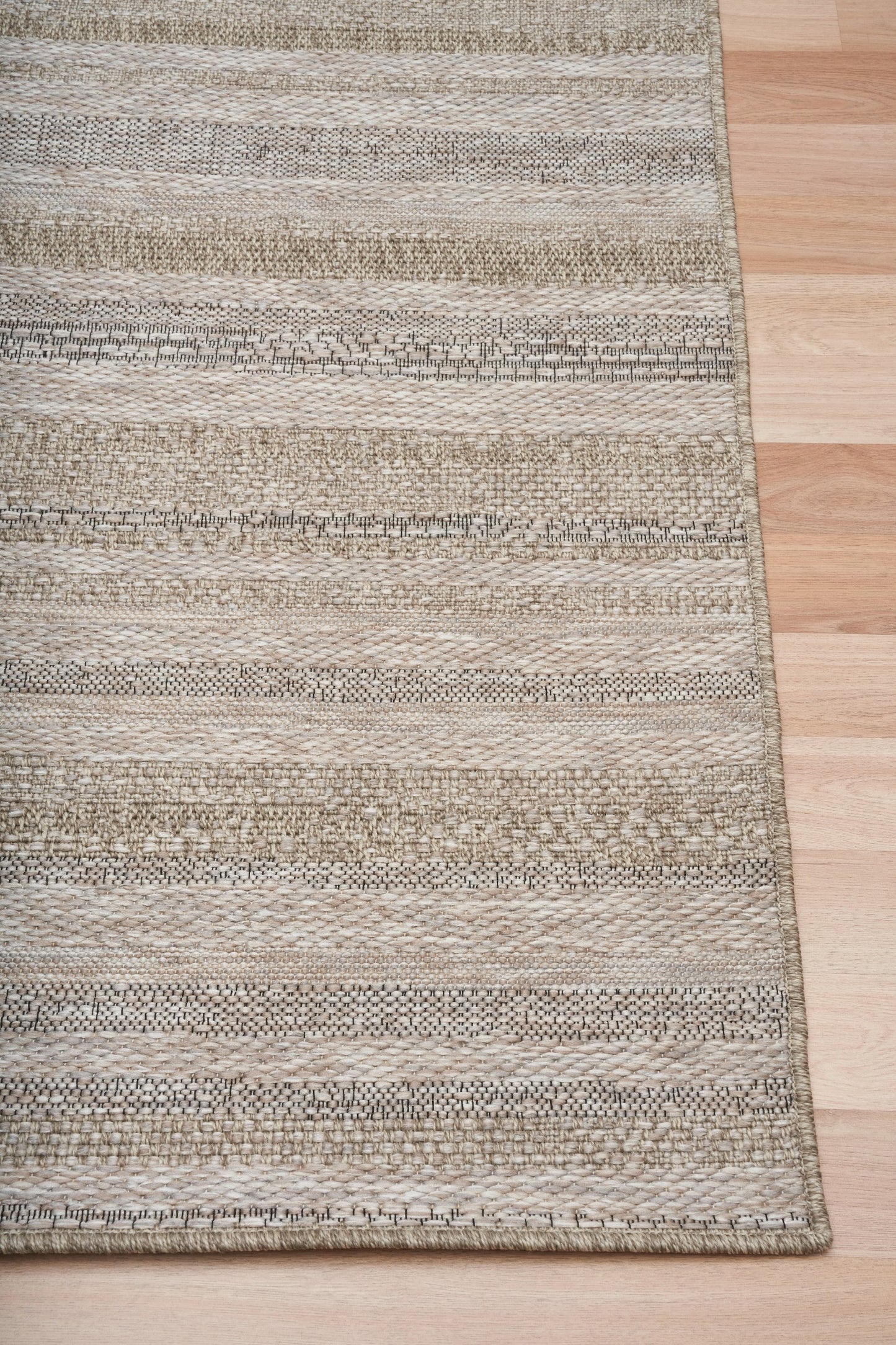 Patio 900 Straw
